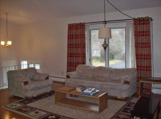 178 River Bend Rd, Berkeley Heights, NJ 07922