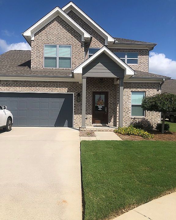Front view of home