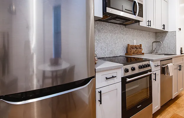 Rented by Vector New York, LLC | media 3