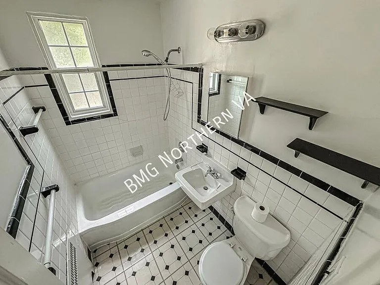 214 N George Mason Dr #1 — Photo 13