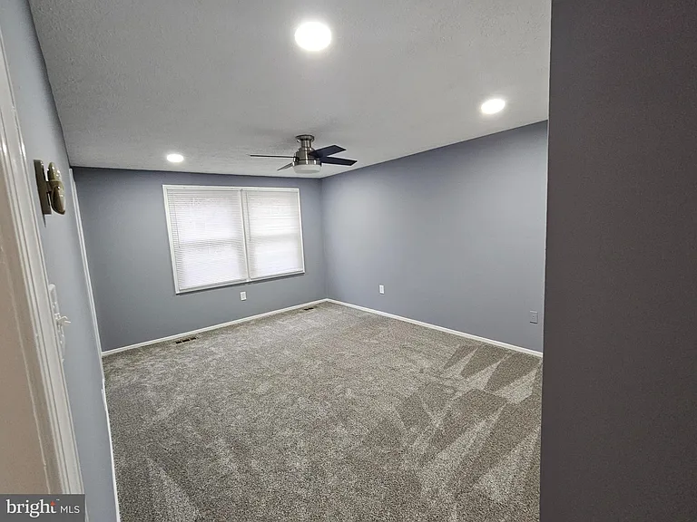 8619 Hayshed Ln — Photo 9