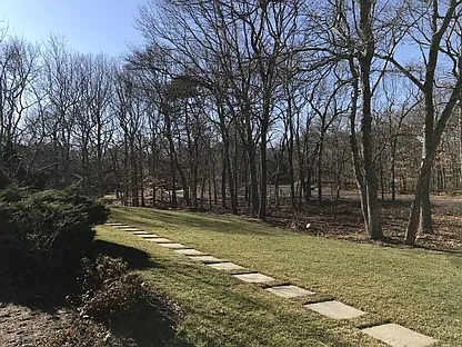 East Hampton Traditional Contemporary — Photo 3