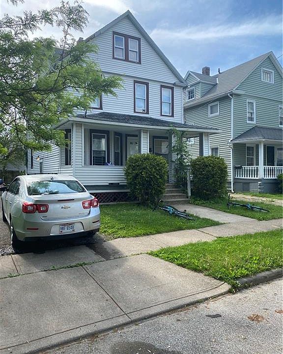 1st image of 2934 E 121st St