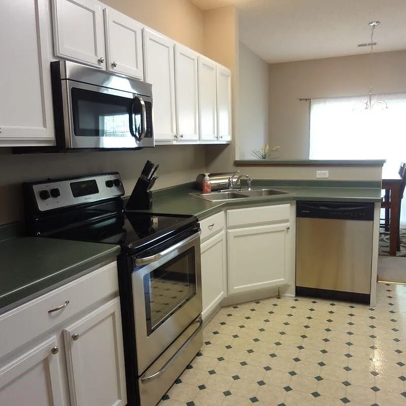 2 bed, 1650 sqft, $2,400 — Photo 2