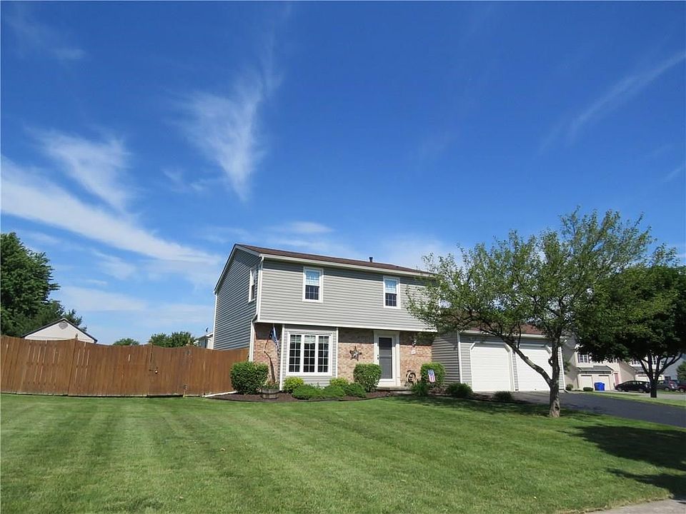 1st image of 285 Applewood Ln