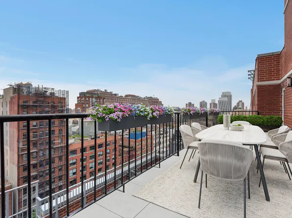 250 West 19th Street PHC image 3 of 9