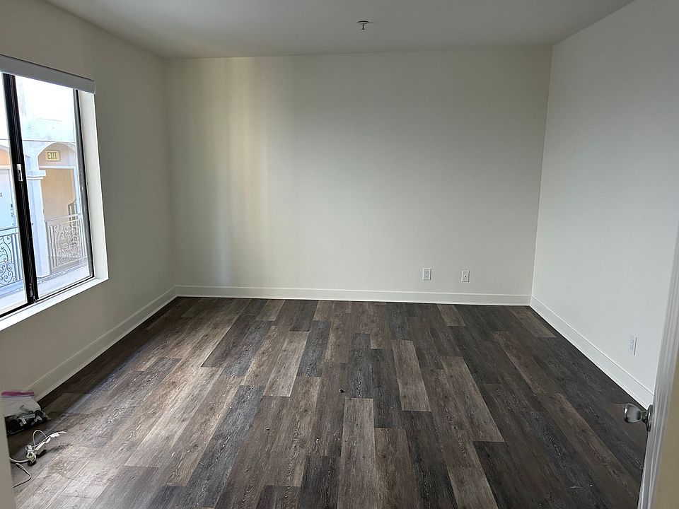 08815CY Apartment Rentals West Hollywood, CA Zillow