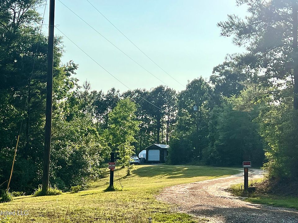 1st image of 118 Robert Rhodes Rd