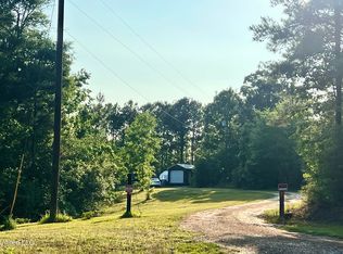118 Robert Rhodes Rd, Poplarville, MS 39470