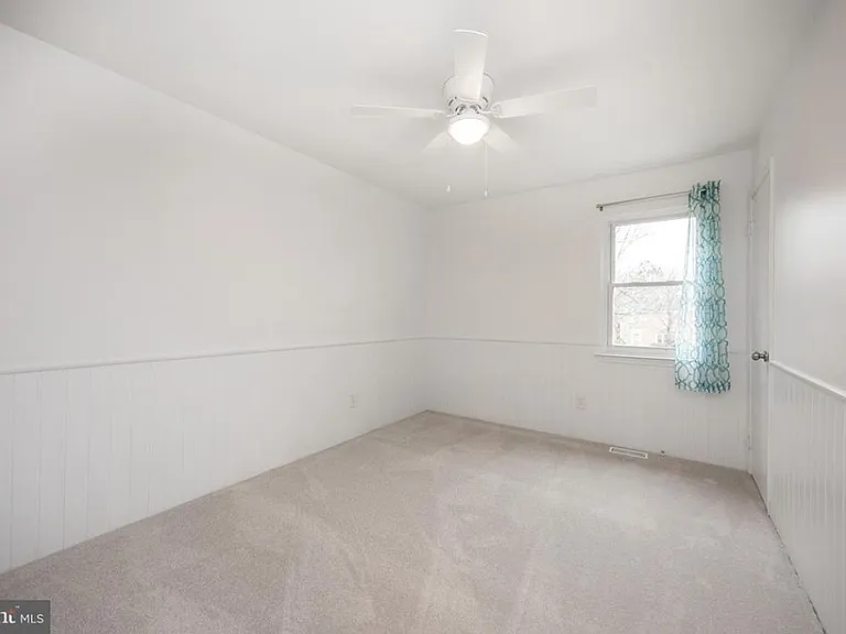 270 Grimley Rd — Photo 23