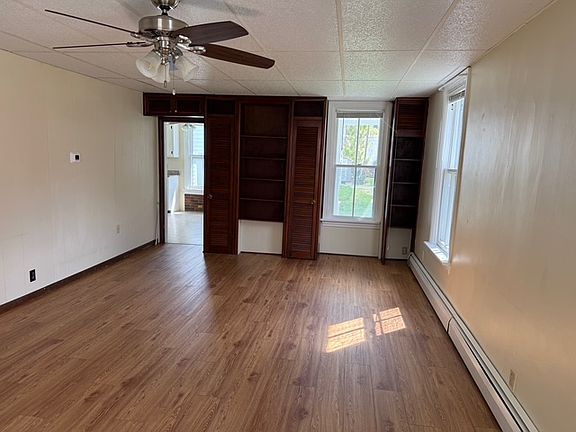 5th image of 105 N Walnut St