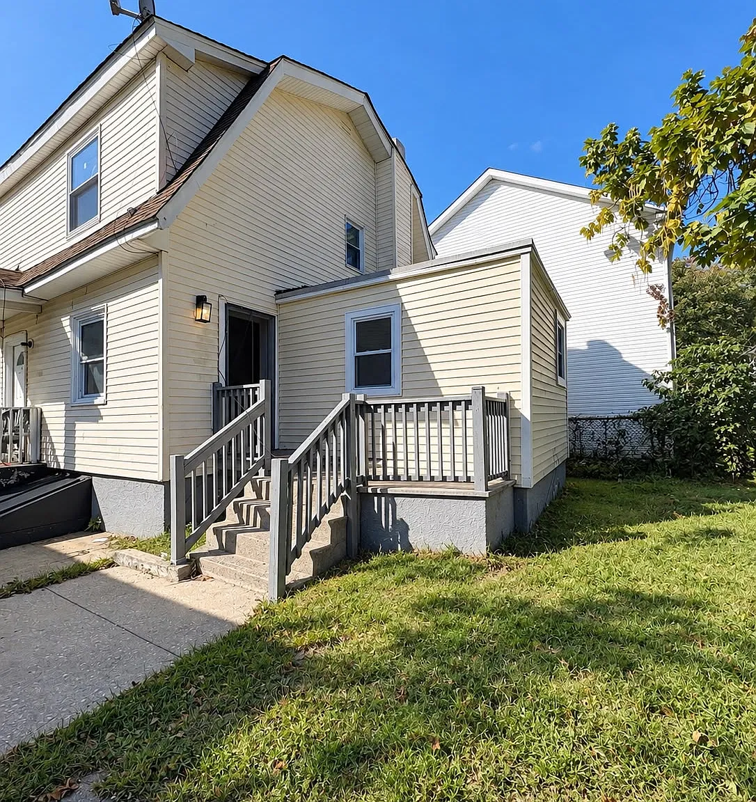 3 bed, $2,800 — Photo 2