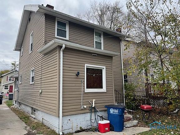 5th image of 3528 Hoiles Ave