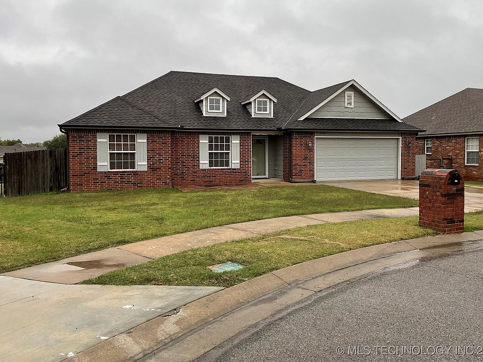 1st image of 2100 S Haynie Ct