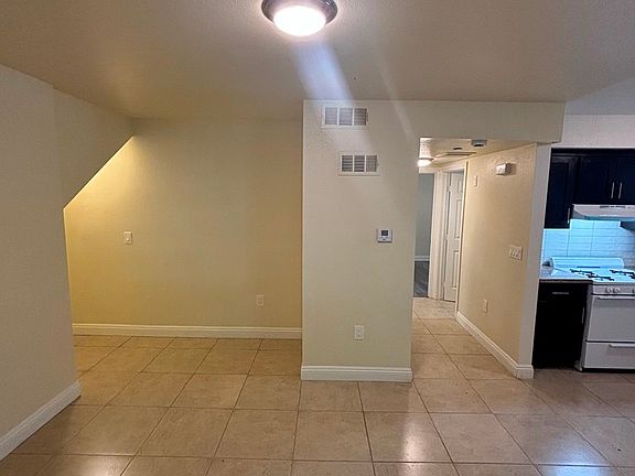 5th image of 148 E 84th Pl