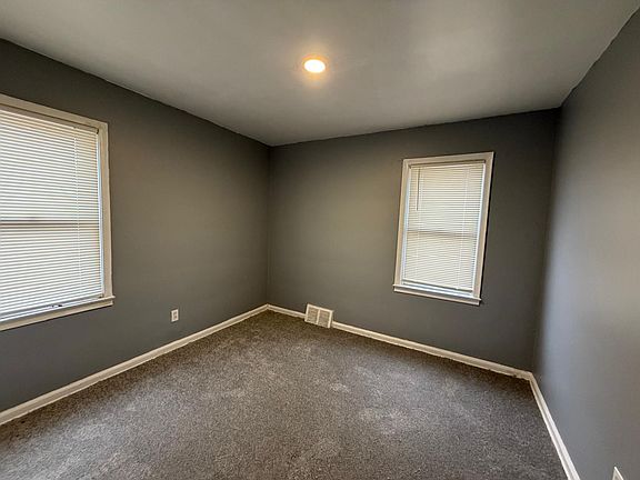4th image of 26741 Carlysle St