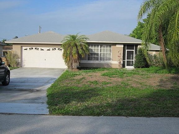 2nd image of 2712 SW 12th Pl