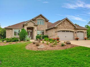 12432 Chiszar Dr, Mokena, IL 60448