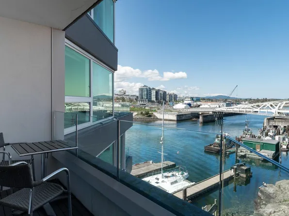 1234 Wharf St #401, Victoria, BC V8W 3H9