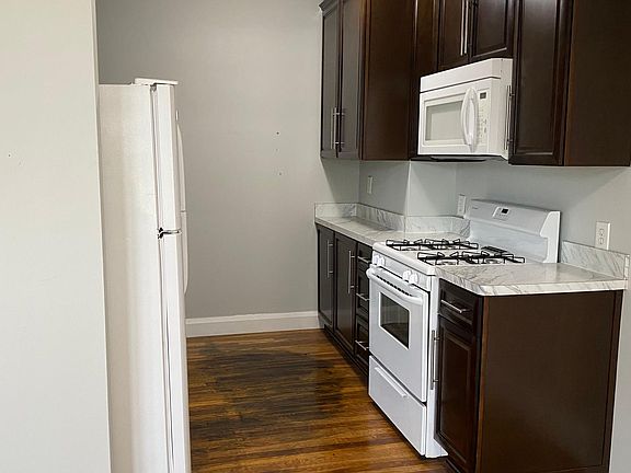 3rd image of 9829 Lake Ave #E403