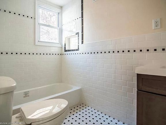 5th image of 65 Van Pelt Ave #1F