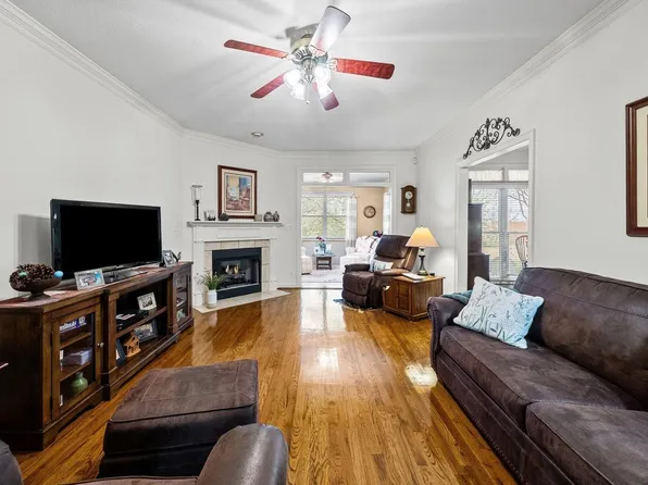 5 Abby Lynn Cir, Clarksville, TN 37043