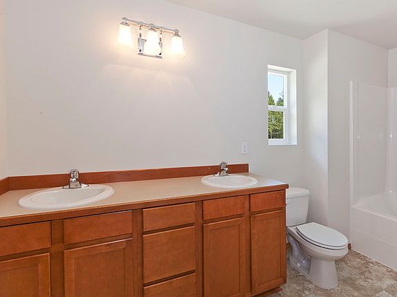 5th image of 3823 131st St Ct NW