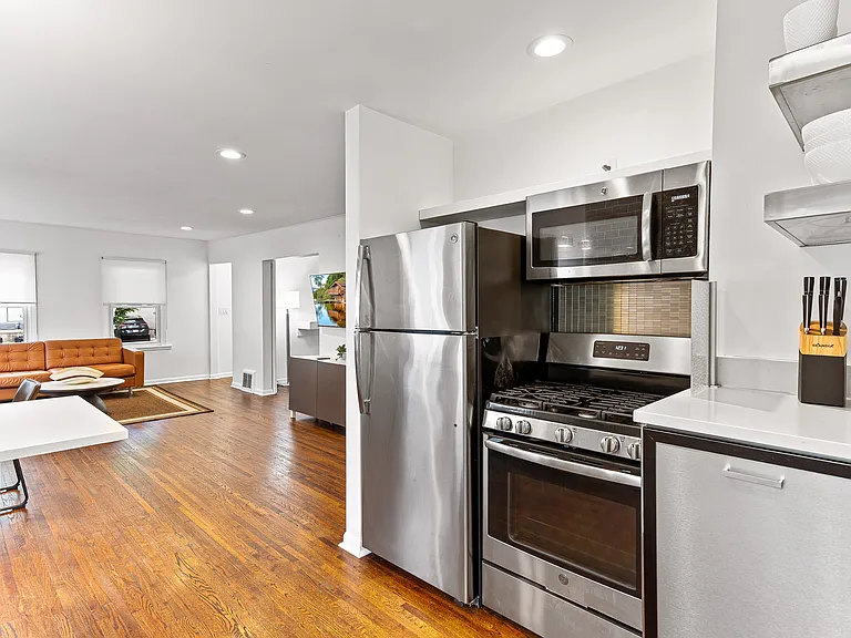 1348 Ruffner Ave — Photo 11