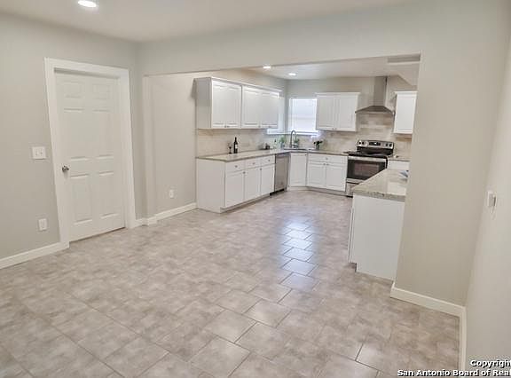 2nd image of 433 San Angelo
