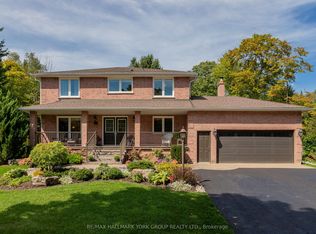 34 Amberglen Ct, East Gwillimbury, ON L9N1J6