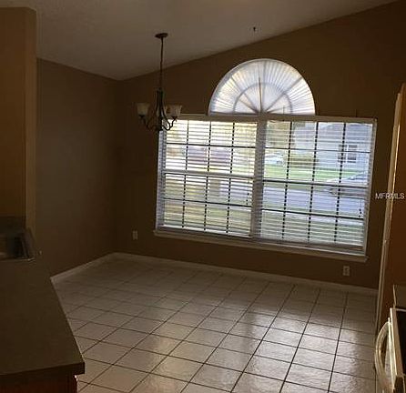 5th image of 107 Brushcreek Dr