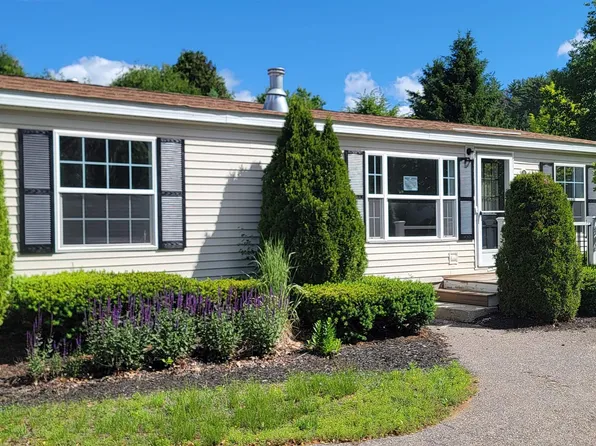 16 Magnolia Lane, Belmont, NH 03220