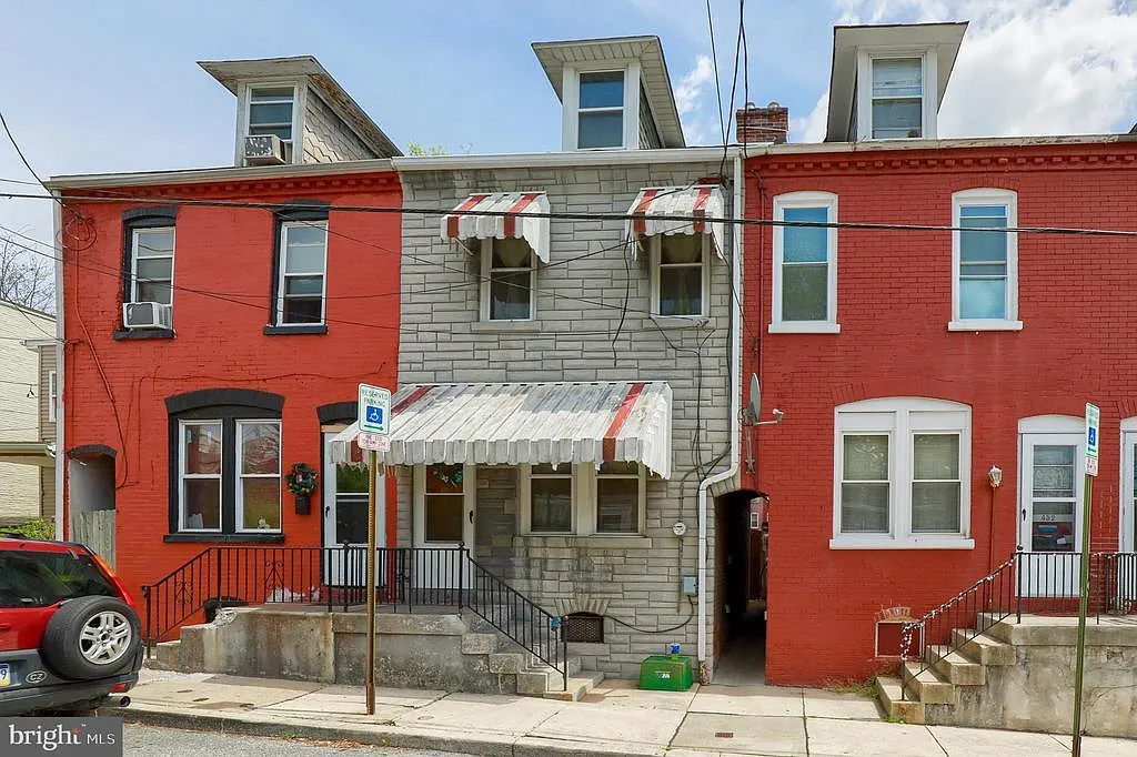 430 Lafayette St photo 1