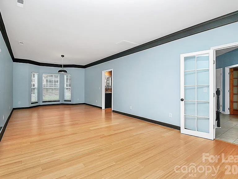 3415 Fallowbrook Forest Dr — Photo 8