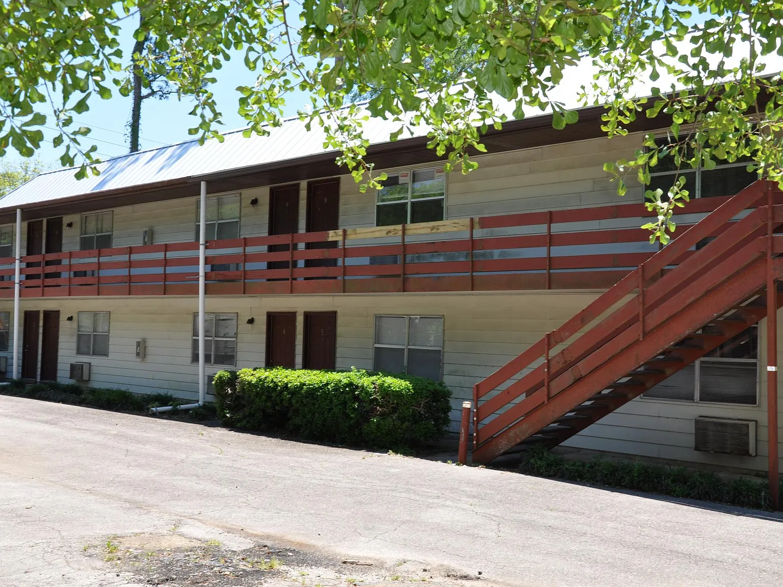 1 bed, 484 sqft, $695 — Photo 1