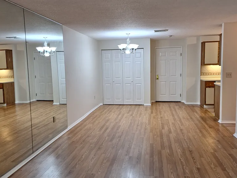 15 Blackstone Dr #25 — Photo 8