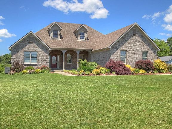 2nd image of 112 Waco Heights Dr