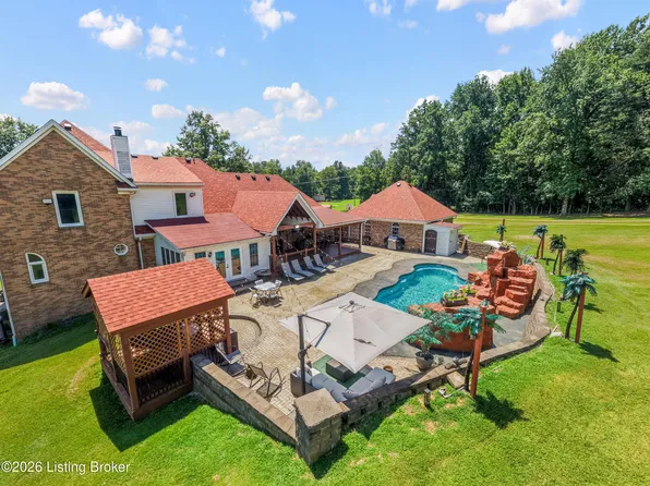 7801 Saint Anthony Woods Ct, Louisville, KY 40214