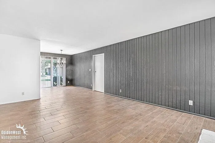 3 bed, 2.0 bath, 1230 sqft, $1,895 — Photo 3