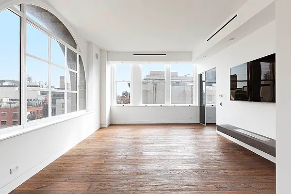 Rented by Corcoran | media 21