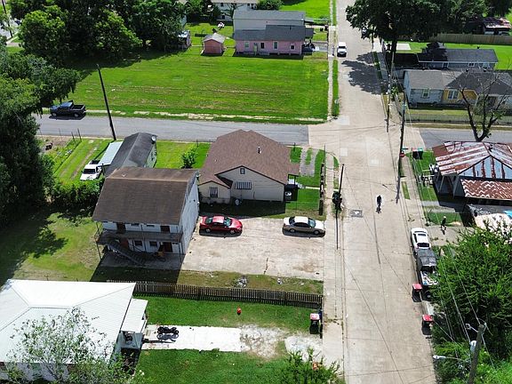 4th image of 204 W End Ave #A & B