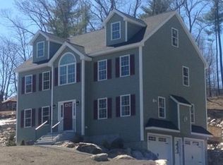 1018 Methuen St, Dracut, MA 01826