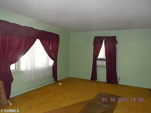 2nd image of 2510 Merryoaks Ave