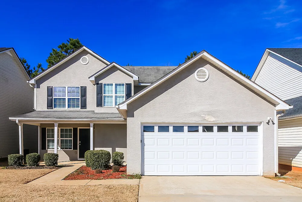 3 bed, 2.5 bath, 1659 sqft, $2,520 — Photo 1