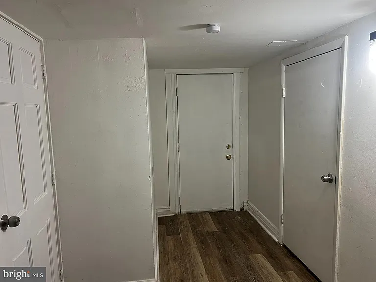 16 S New St #1 — Photo 9