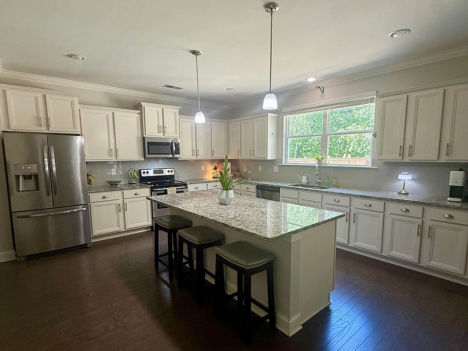1st image of 359 Rock Dr