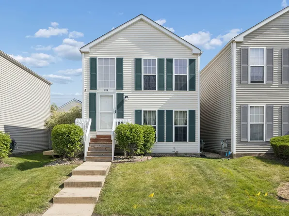 814 Symphony Dr, Aurora, IL 60504