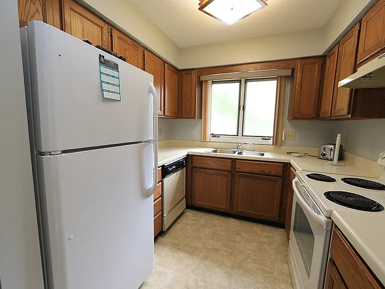 4320 Beechnut Ln — Photo 5