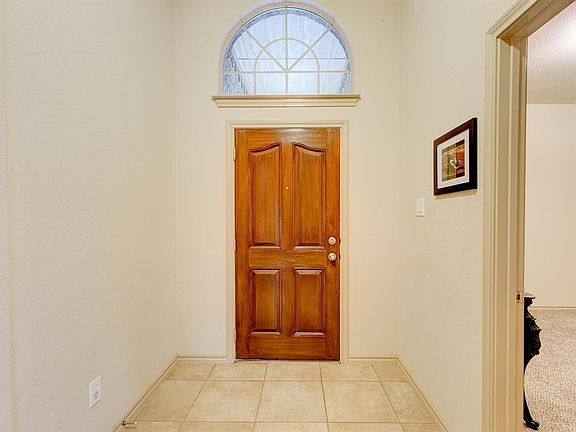 5th image of 10853 Calderwood Ln