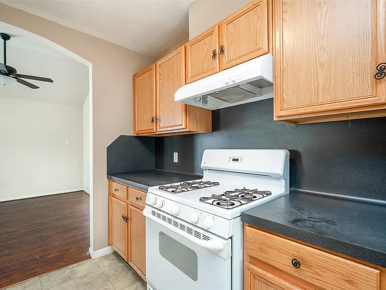 17219 Lilac Vale Ct — Photo 16